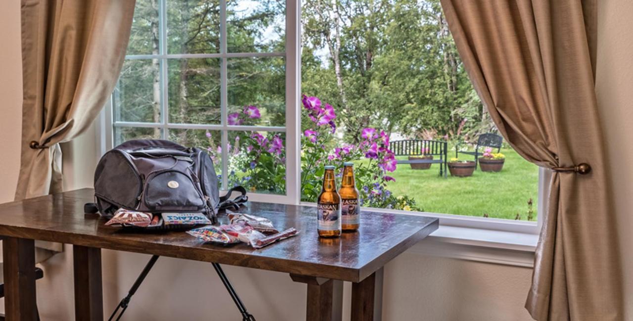 Alaska Garden Gate B&B Палмър Екстериор снимка