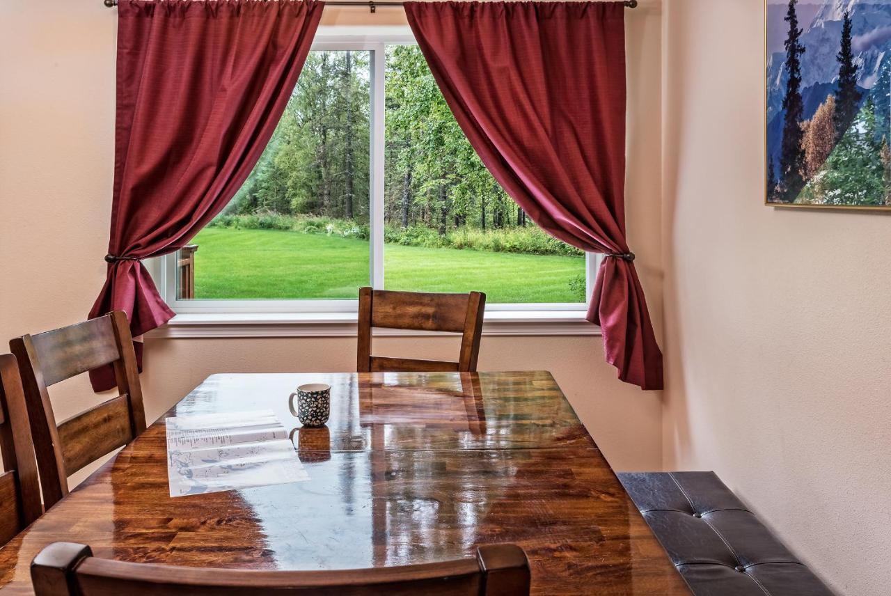 Alaska Garden Gate B&B Палмър Екстериор снимка