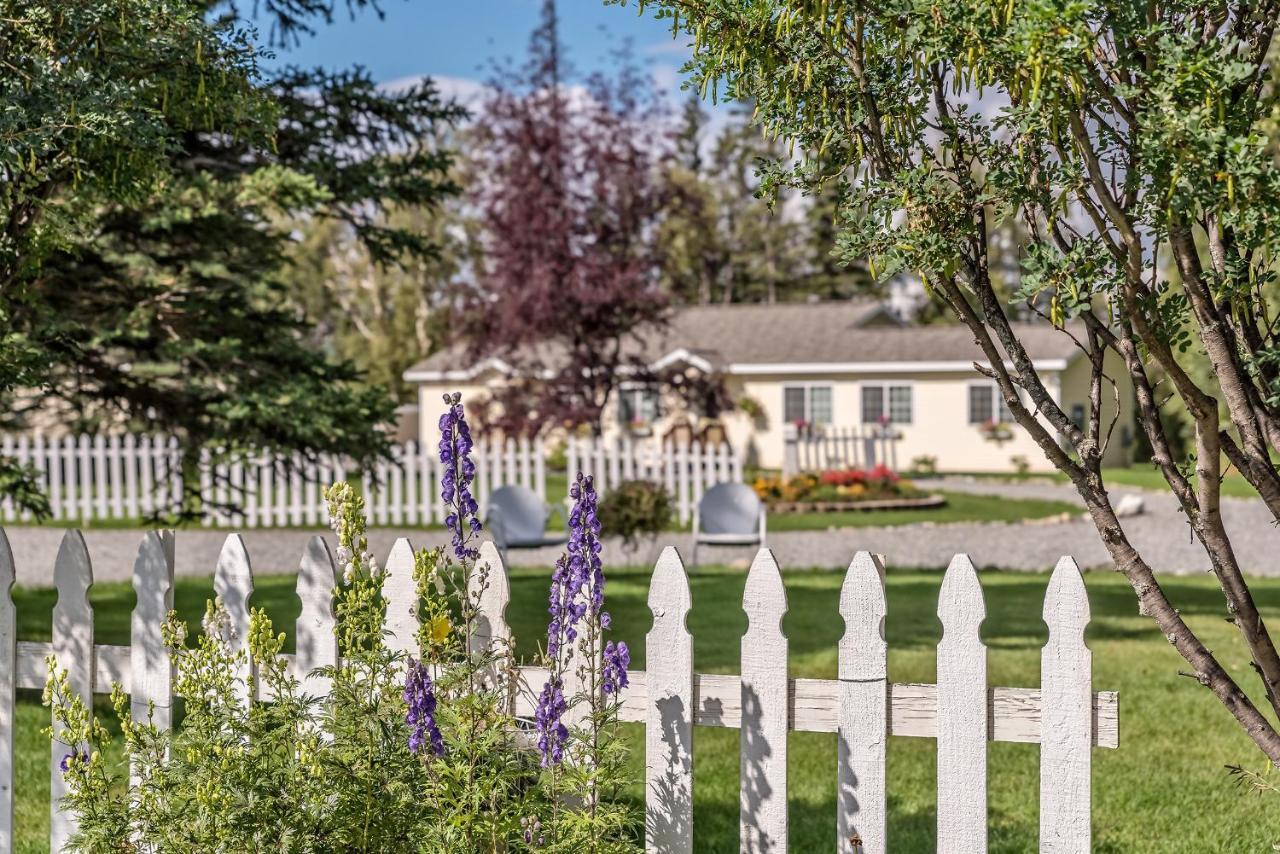 Alaska Garden Gate B&B Палмър Екстериор снимка